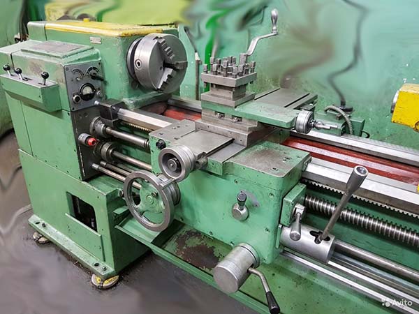 Кусон-3 Верстат токарно-гвинторізний. Загальний вигляд